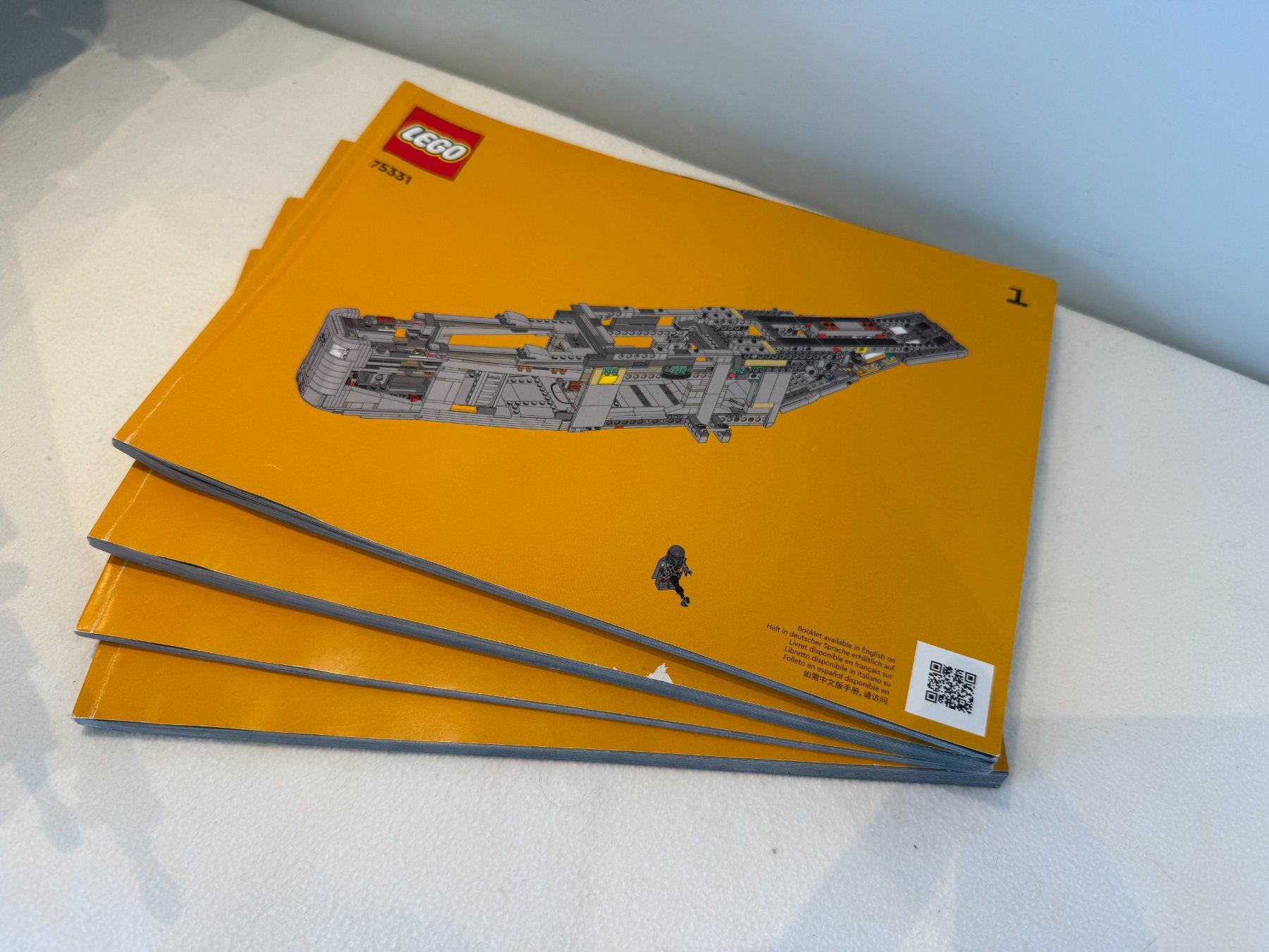Lego Kit di costruzioni: LEGO 75331 UCS Razor Crest Komplett – Usato da Muri AG venduto da Lego-Collector 4