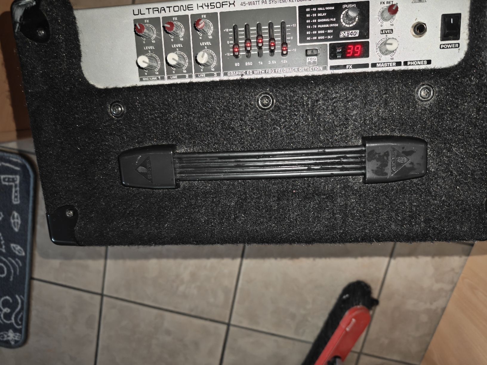 Behringer Amplificateurs: Behringer Amplifier – D'occasion à Boniswil par Alessio42 6