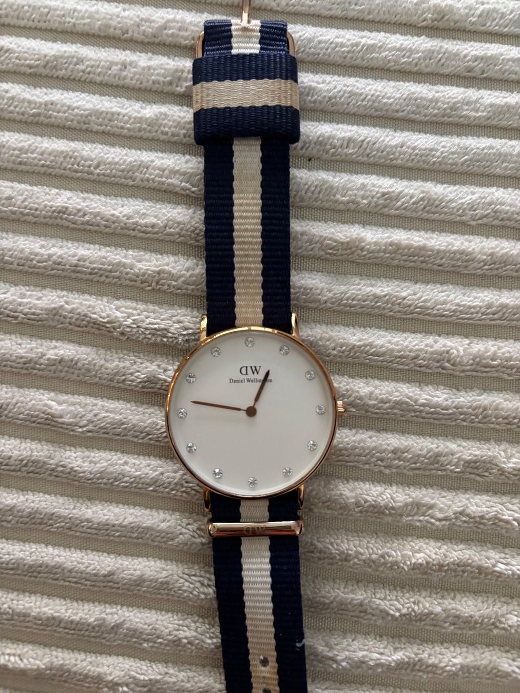 Daniel Wellington Uhren: Daniel Wellington Armbanduhr – Gebraucht aus Luzern von mar_t2hn