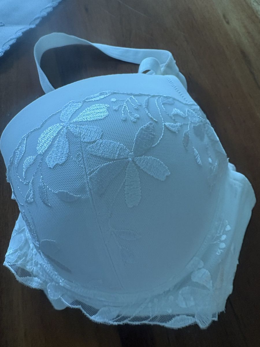 Triumph Altra biancheria intima: BH Triumph , NEU 🌸 – Nuovo (secondo la descrizione) da Obbürgen venduto da bugi6868 6