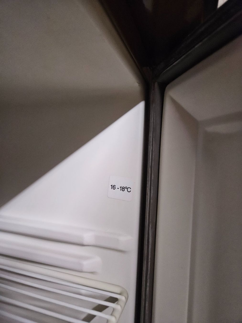 Liebherr Kühlschrank: Weinkühlschrank – Gebraucht aus Olten von p_s_d75c 3