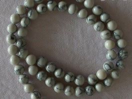 Howlith Beads 6mm, Strang