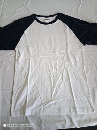 James & Nicholson Round-T Raglan Weiss/Schwarz Gr. S  neu