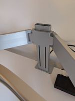 Steelcase Plurio Dual Monitor Arm 2 Bildschirme