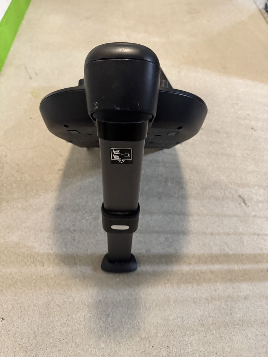Cybex Seggiolini per auto: CYBEX Sirona M2 i-Size mit Base M – Usato da Galgenen venduto da syl_7y9c 2