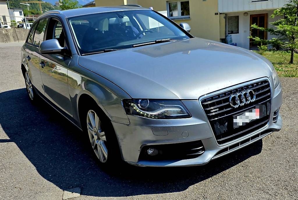 Autos: Audi A4 3.0 tdi quattro  – D'occasion à Heiligkreuz (Mels) par Beyond-Auto 3