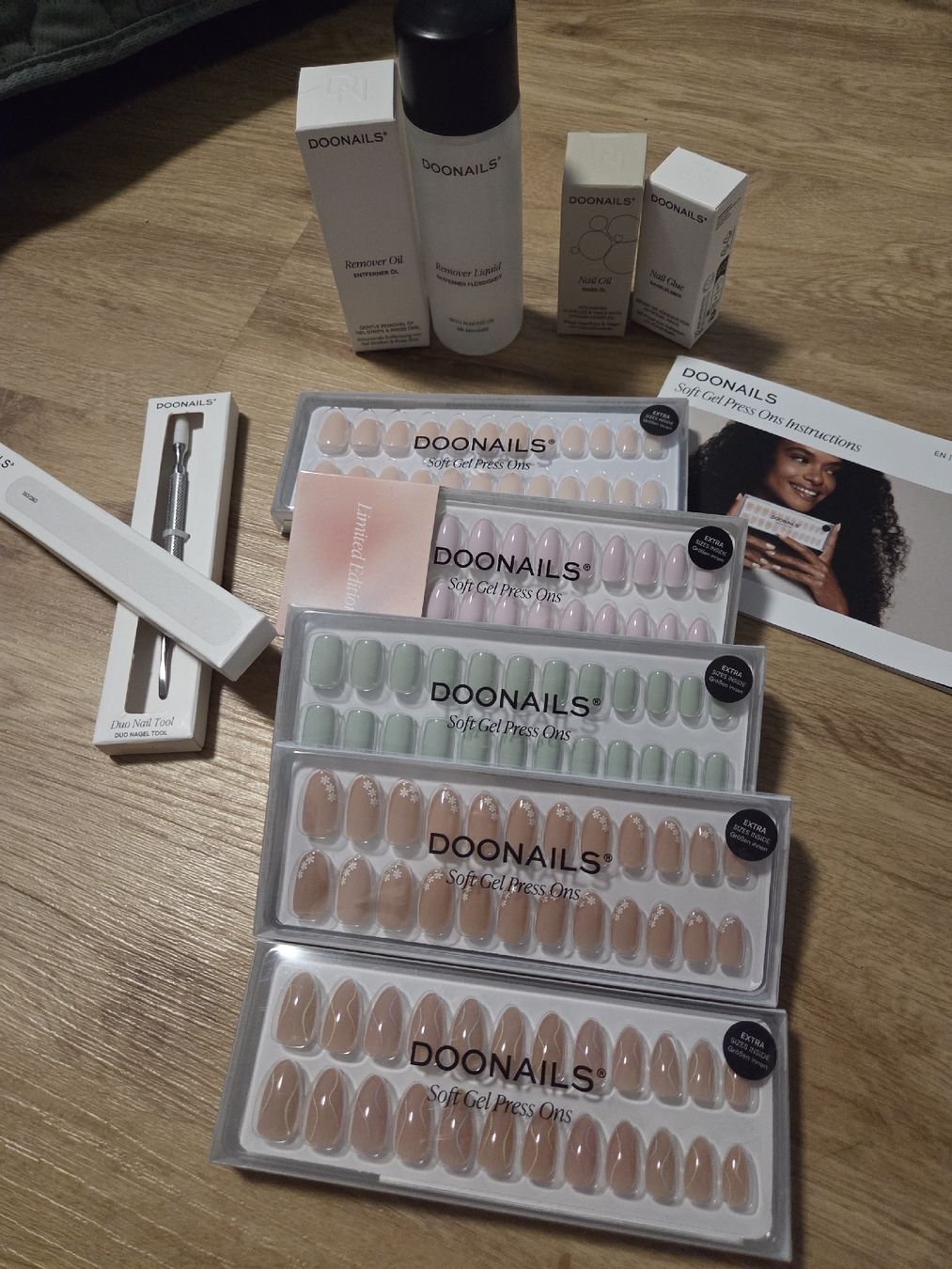 Künstliche Fingernägel: DOONAILS Soft Gel Press Ons vers. Farben & Designs Neu!! – Neu und originalverpackt aus Zuchwil von Dragon1427