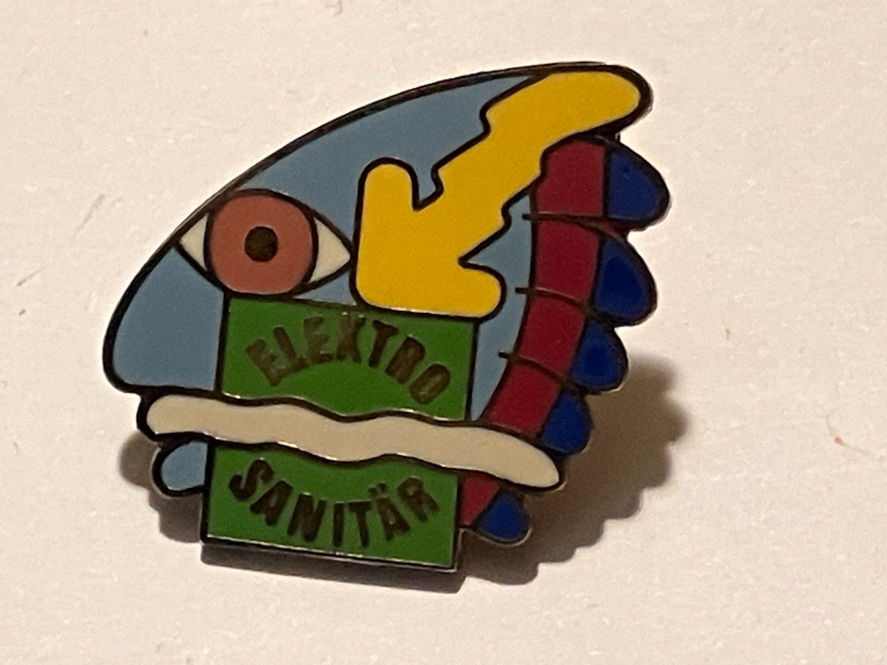 Placchette & Badge: 1 Pin Elektro Sanitär – Usato da Basel venduto da djwwpp