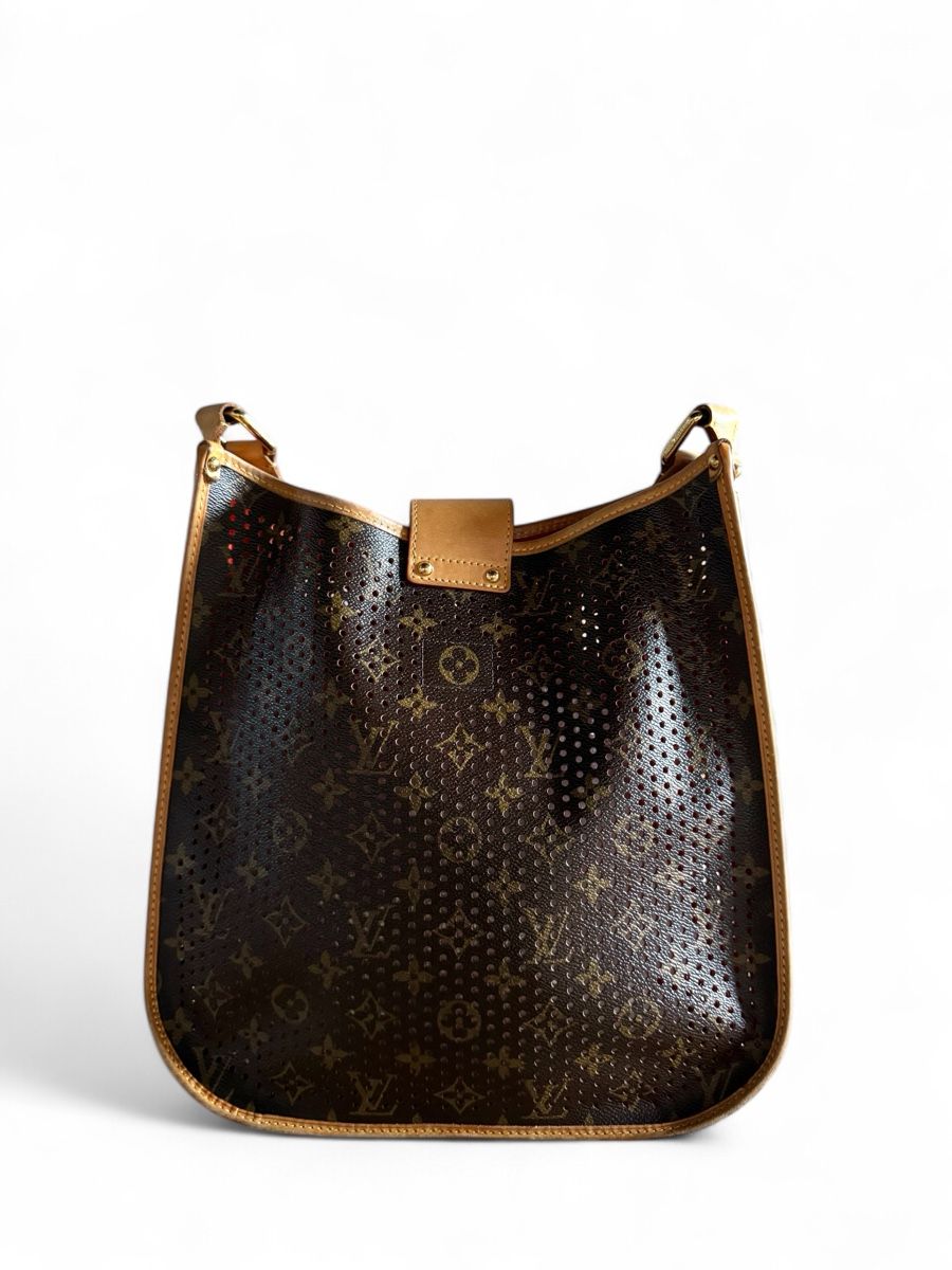 Louis Vuitton Borse da donna: LOUIS VUITTON  Monogram Perforated Musette Sac Tasche – Usato da Kriens venduto da hannaandkiko 4
