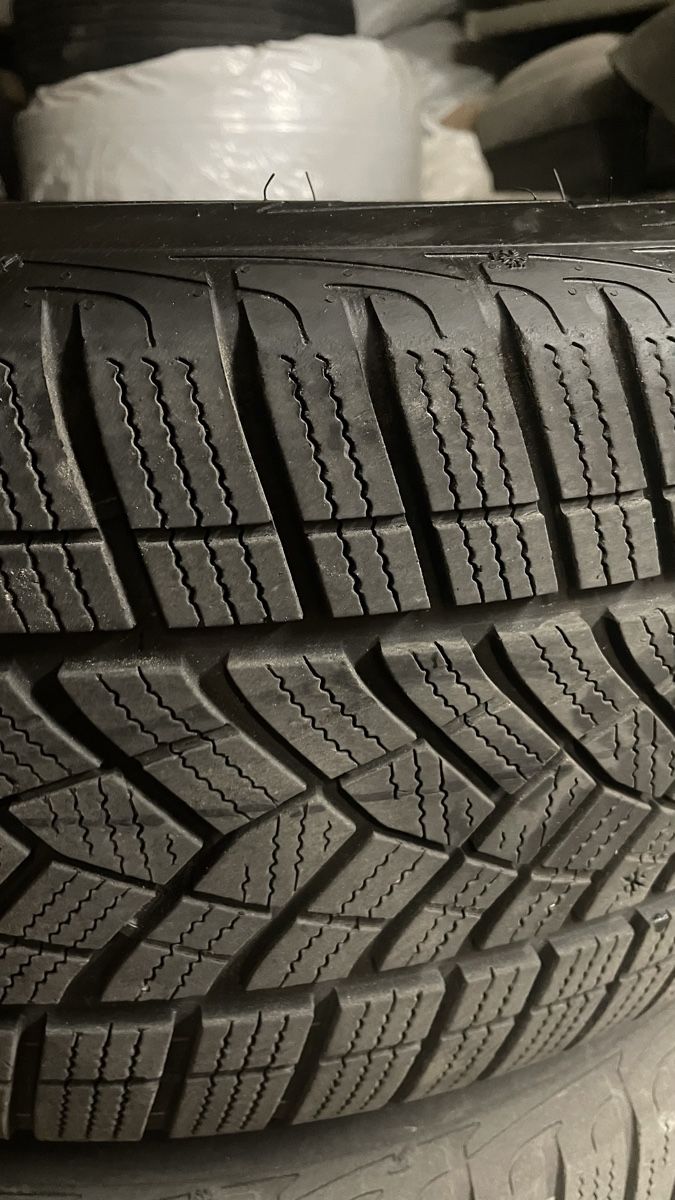Pneus & Roues: Winterräder Range Rover  – D'occasion à Wolfertswil par Rebrohkatze 3