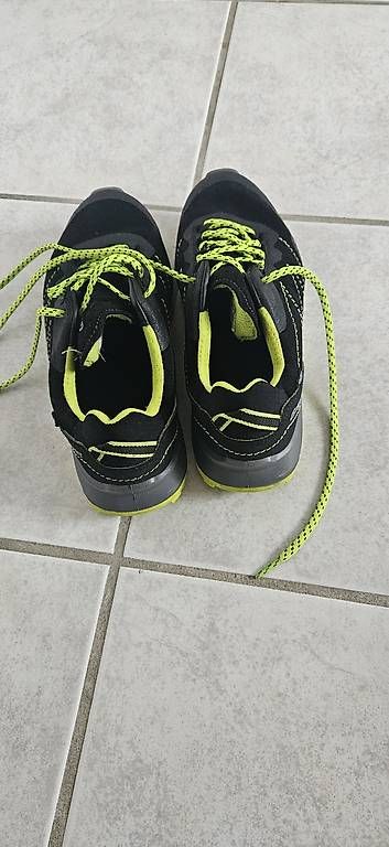 Scarpe per ragazzi: Trekking Schuhe – Usato da Hirschthal venduto da Karinmogli 4
