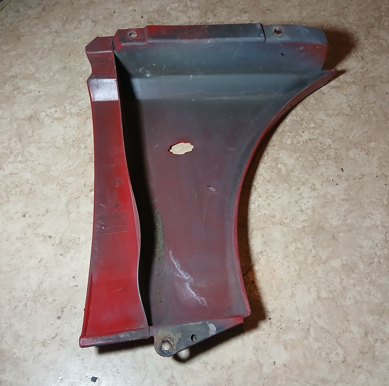 Alfa Romeo Tutti pezzi di ricambio auto: Ailes avant Alfa Romeo GTV 1994-2004 – Usato da la heutte venduto da Auto-stock 4