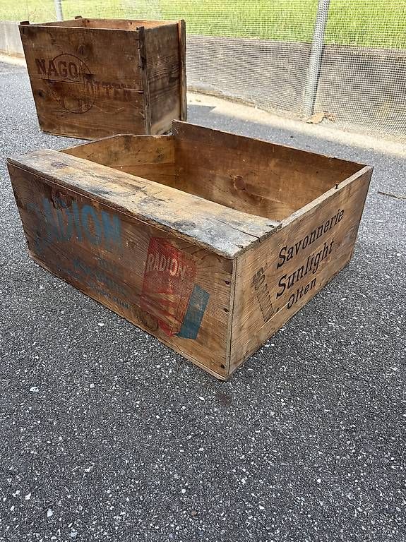 Barattoli: Scatole in legno anni 50-60 – Usato da S. Antonino venduto da raffosuisse 1