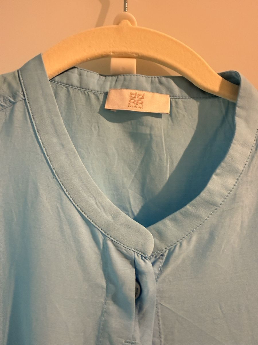 Riani Camicette: RIANI Bluse ärmellos hellblau Grösse DE 38 gut erhalten – Usato da Basel venduto da Upside12 1