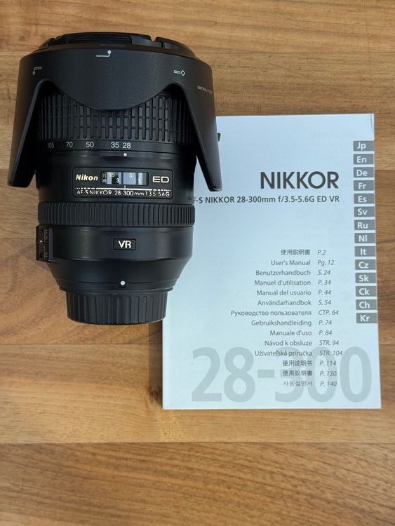 Nikkor Objectifs: Reisezoom-Objektiv Nikon AF-S 28-300 mm 1:3.5-5.6G ED VR – D'occasion à Islisberg par Goodvalue