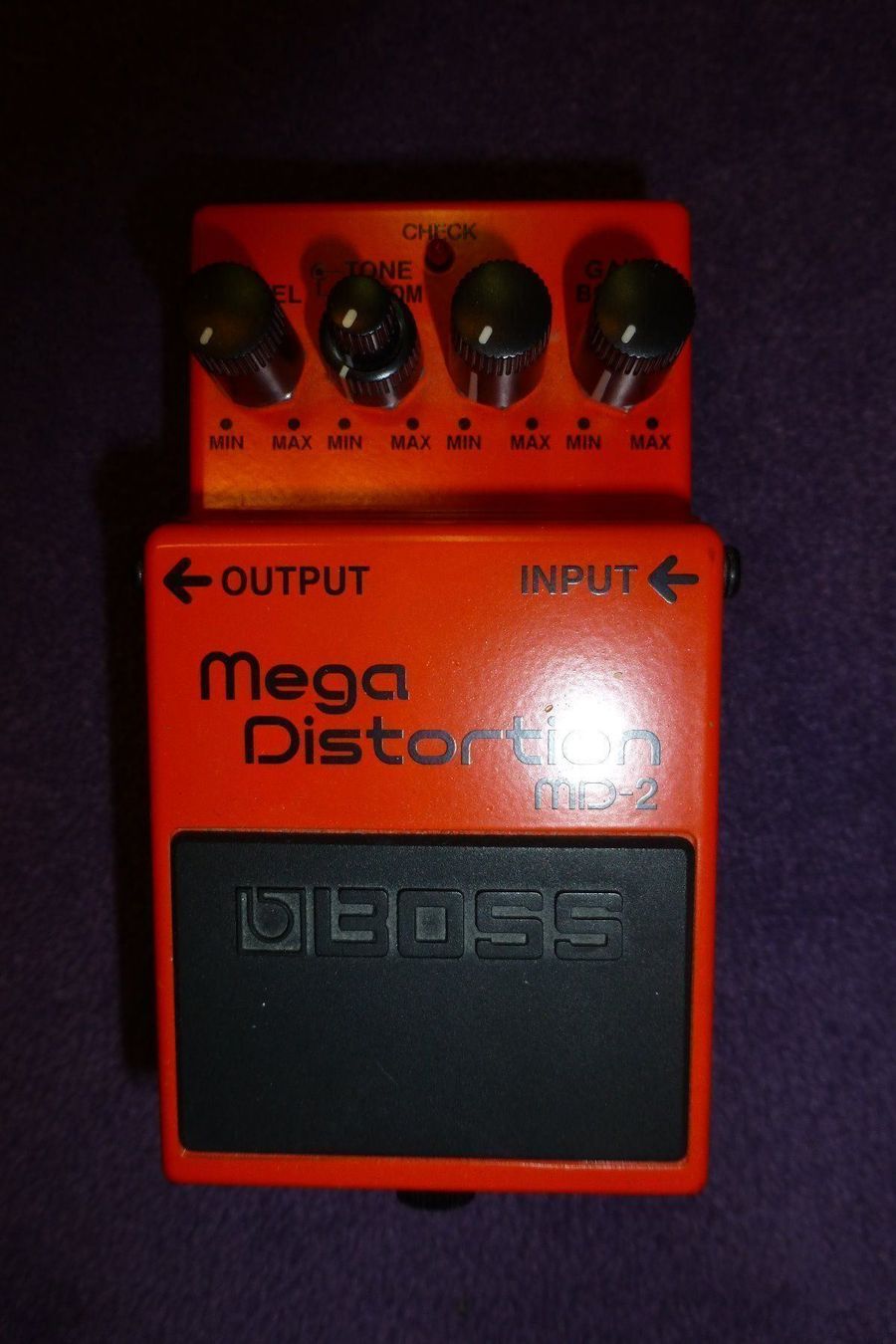 Strumenti musicali: BOSS MD-2 MEGA DISTORTION – Usato da Zürich venduto da Antiquedealer