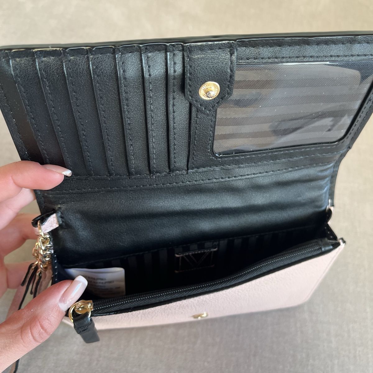 Victoria's Secret Portafogli: Victoria’s Secret Brieftasche – Nuovo (secondo la descrizione) da Cunter venduto da tiramisuuu_ 3