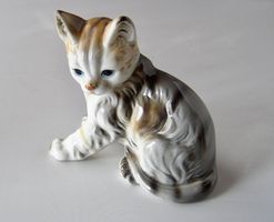 süsse Porzellan Katze ca.9 cm hoch -  schön verarbeitet