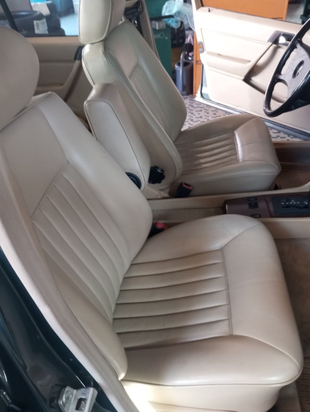 Mercedes-Benz Automobili: Mercedes 300 E 4 matic – Difettoso da Fey venduto da paquita2122 5