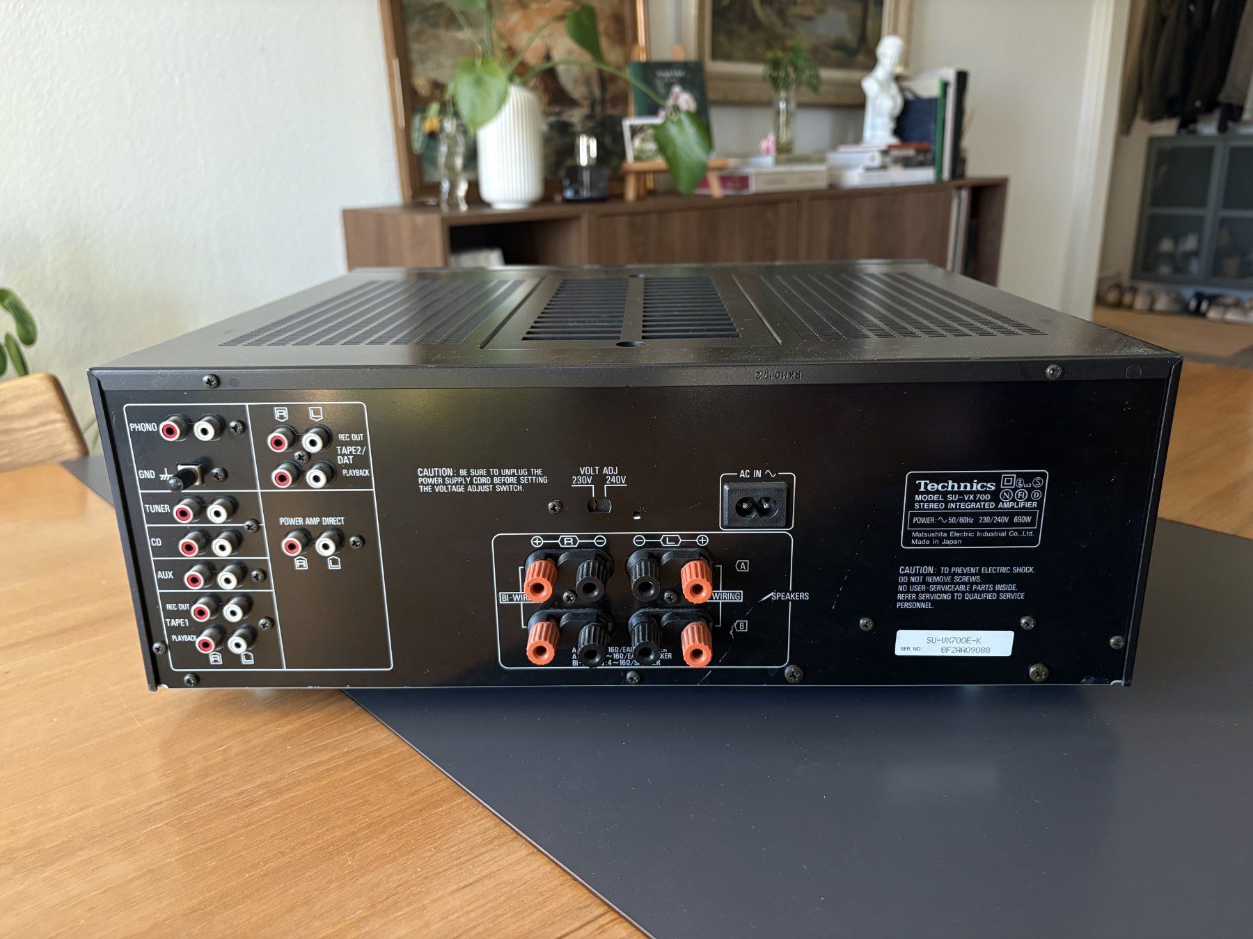 Technics Amplificatori: Stereo Verstärker Technics SU-VX700 – Usato da Uster venduto da Monsterrra 1
