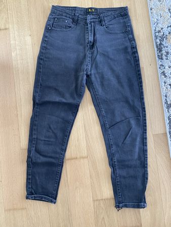 Frauen Schwarze Mom Jeans, Grösse 36