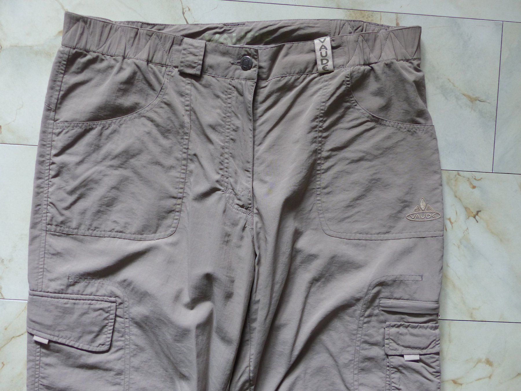 Vaude Hosen: VAUDE Outdoor-/Wander-Freizeithose Gr. 42 / 3/4 – Gebraucht aus Ostermundigen von Phoenix64 1