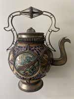 Théière Antique Marocaine - Objet Décoratif Rare!