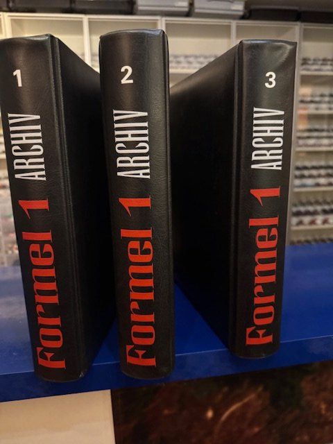 Libri: 3 Bände Formel 1 Archiv – Usato da Bottmingen venduto da Alonso012