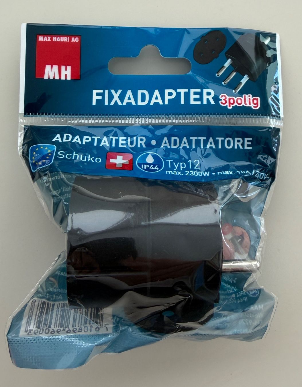 Laufwerke & Adapter: Fixadapter Typ 12 / Schuko CEE 7/7, schwarz, 18 Pack à 5 Stk – Neu und originalverpackt aus Stans von Z-Scrambler 1