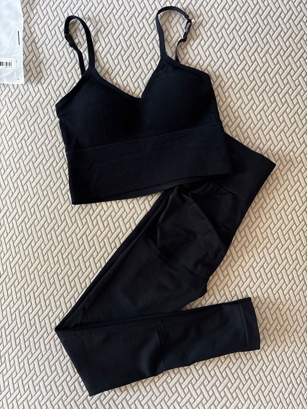 Leggings: Sport Set – Neuf avec emballage d'origine à Bern par ViksiBash