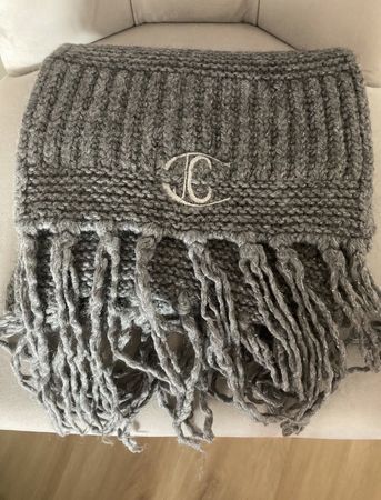 Winter-Sale: Grauer Strickschal mit Fransen, Top Zustand!