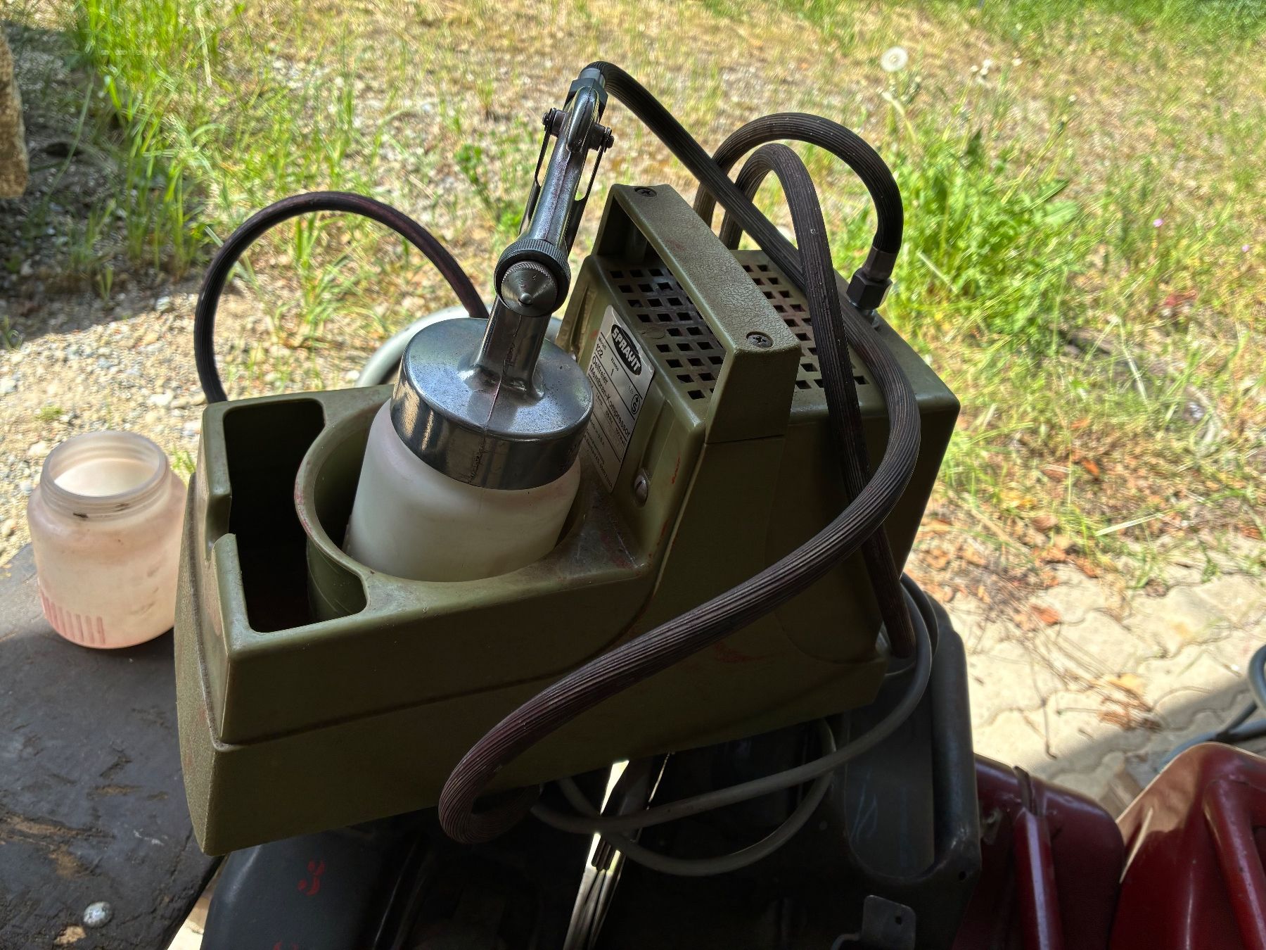 Compressori: Spritzpistole profigerät inkl, Kompressor – Usato da Thayngen venduto da stammsani