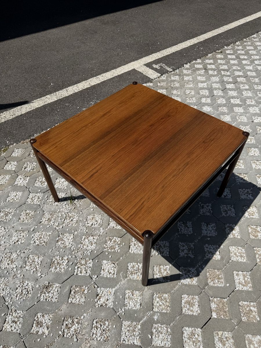 Tische: Table basse carrée Ole Wanscher – Gebraucht aus Arnex-sur-Orbe von Tutu1037 3