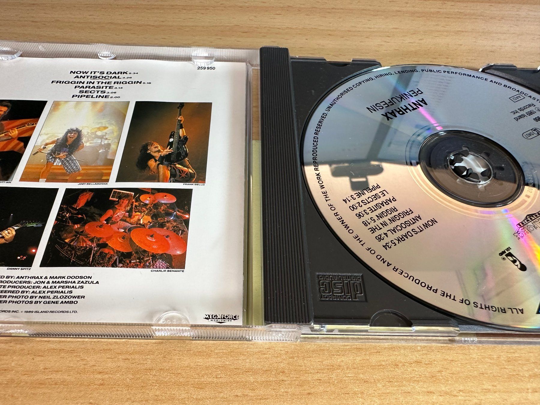 CD: Anthrax – Penikufesin – Usato da Rikon im Tösstal venduto da Alpenmutz 2