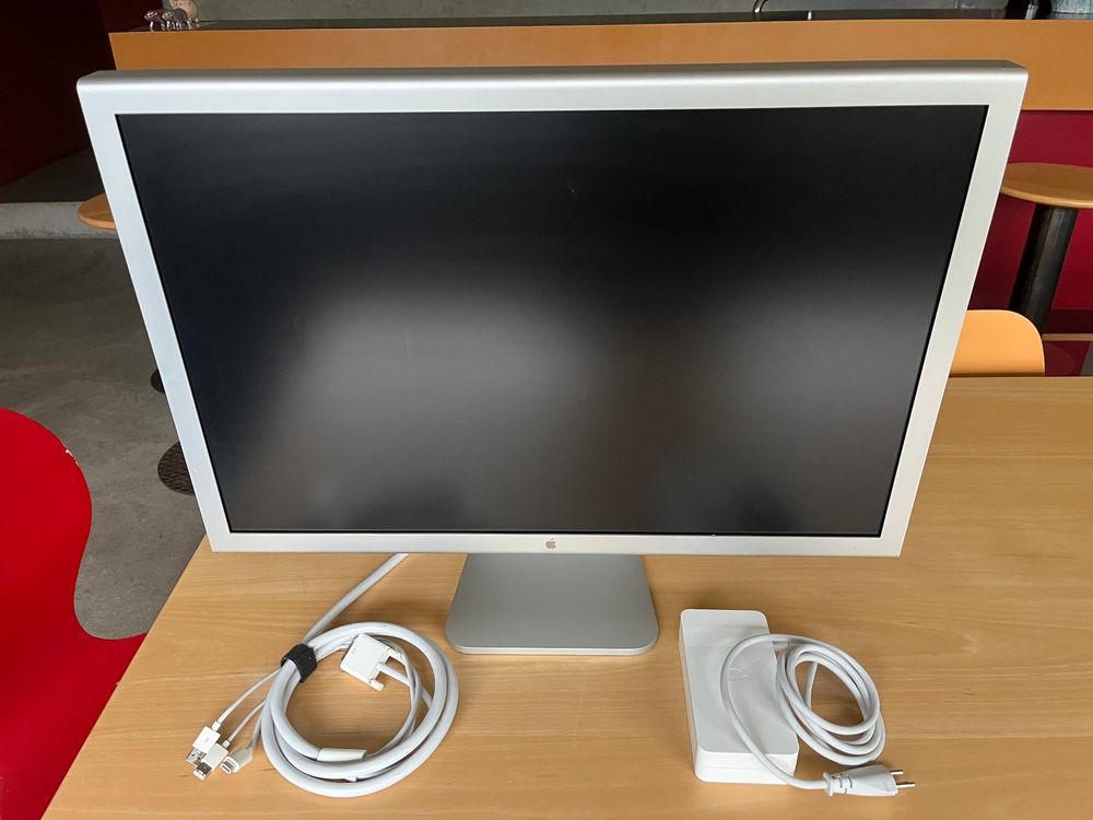 Apple 30