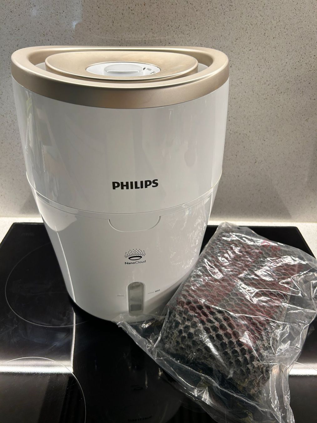 Philips Luftbefeuchter: PHILIPS Luftbefeuchter (Weiss) HU4811/10 – Gebraucht aus Genestrerio von Zio-Dim