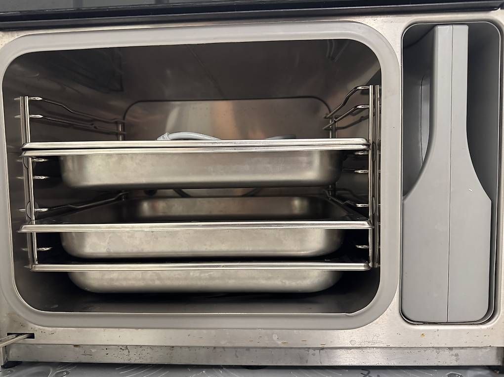 Miele Elettrodomestici da cucina: Miele Steamer DG 6010 – Usato da Horw venduto da ChrisRe 1