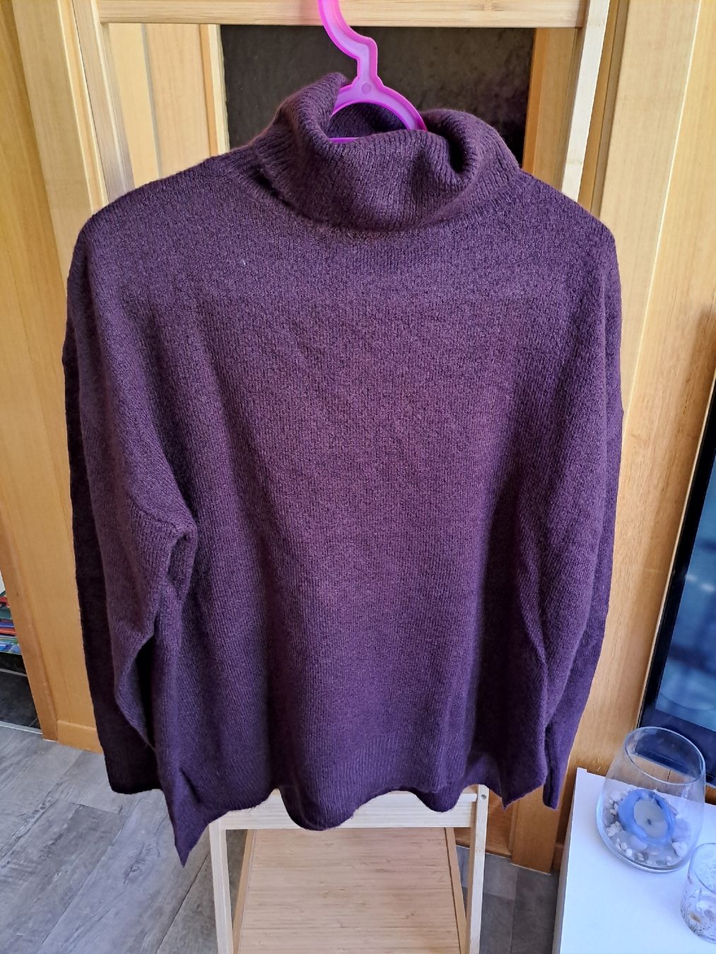Pulls & Sweat-shirts: Damen Pullover Chicoree bordeaux Gr. M  – D'occasion à Rickenbach LU par bishiida