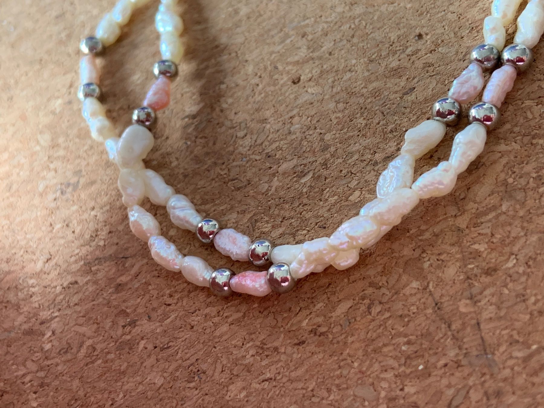 Bracciali & Braccialetti: Perlen-Armband doppelt süsswasser – Usato da Laufen venduto da Bellavitaboom 6