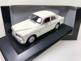 Volvo 121 Amazon - Minichamps - 1:43