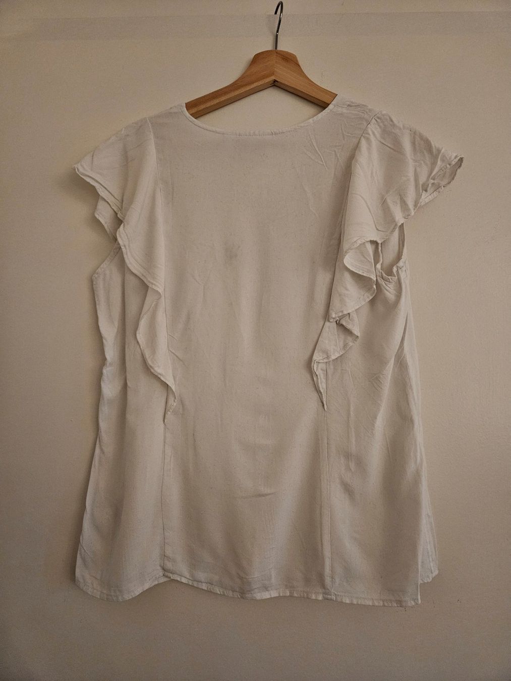 Blusen: Super süsse, weisse Bluse Gr.42 – Gebraucht aus Schaffhausen von sabrina915 4