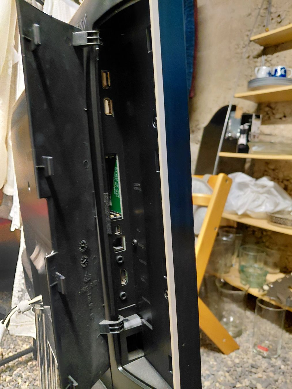 Loewe Televisori: TV Löwe auf Ständer 73x45cm – Usato da zuchwil venduto da parson65 4