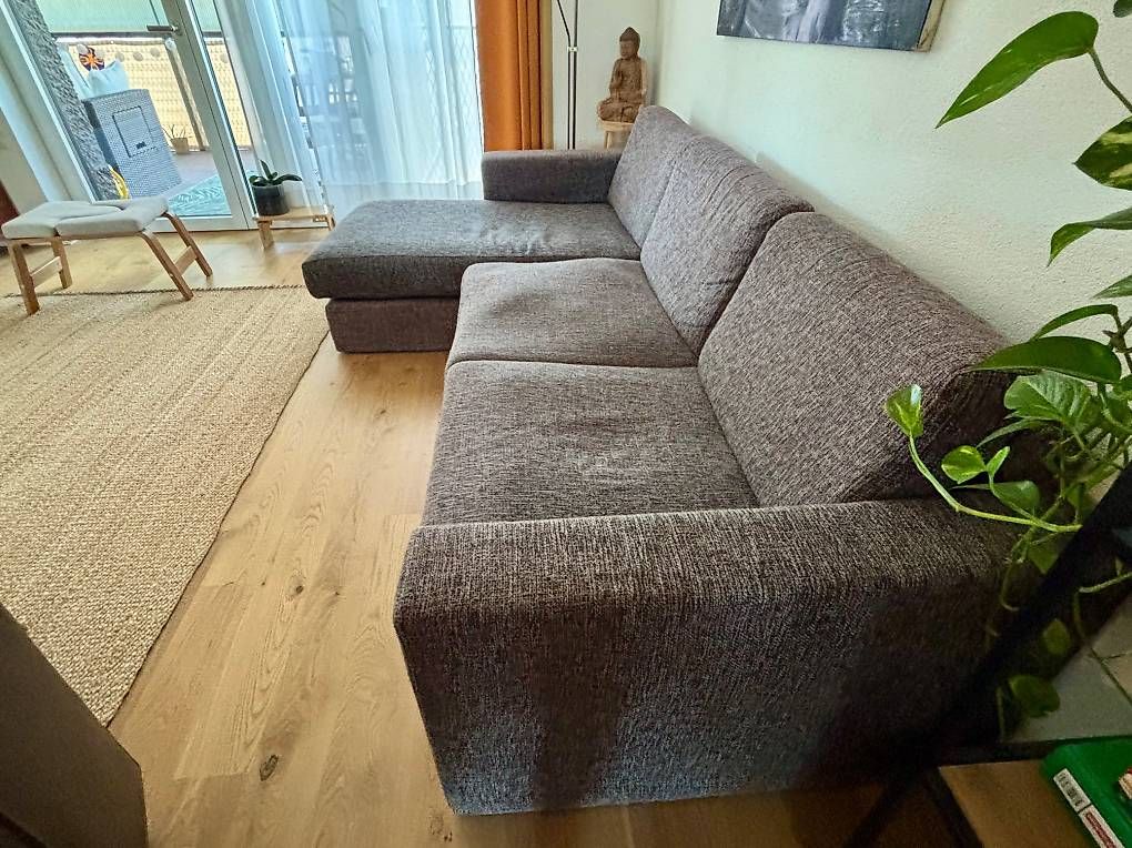 Sofas: Gratis-Ecksofa zu verschenken (Abholung 1.15. September) – D'occasion à Münchenstein par SuWell 2
