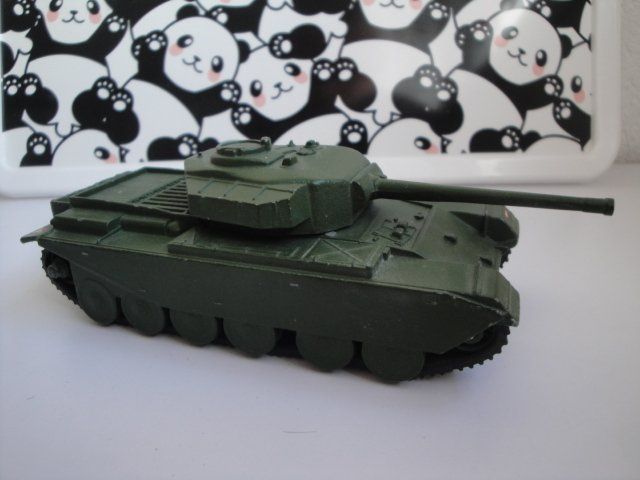 Dinky Toys 1:43 - Véhicule militaire miniature - Dinky