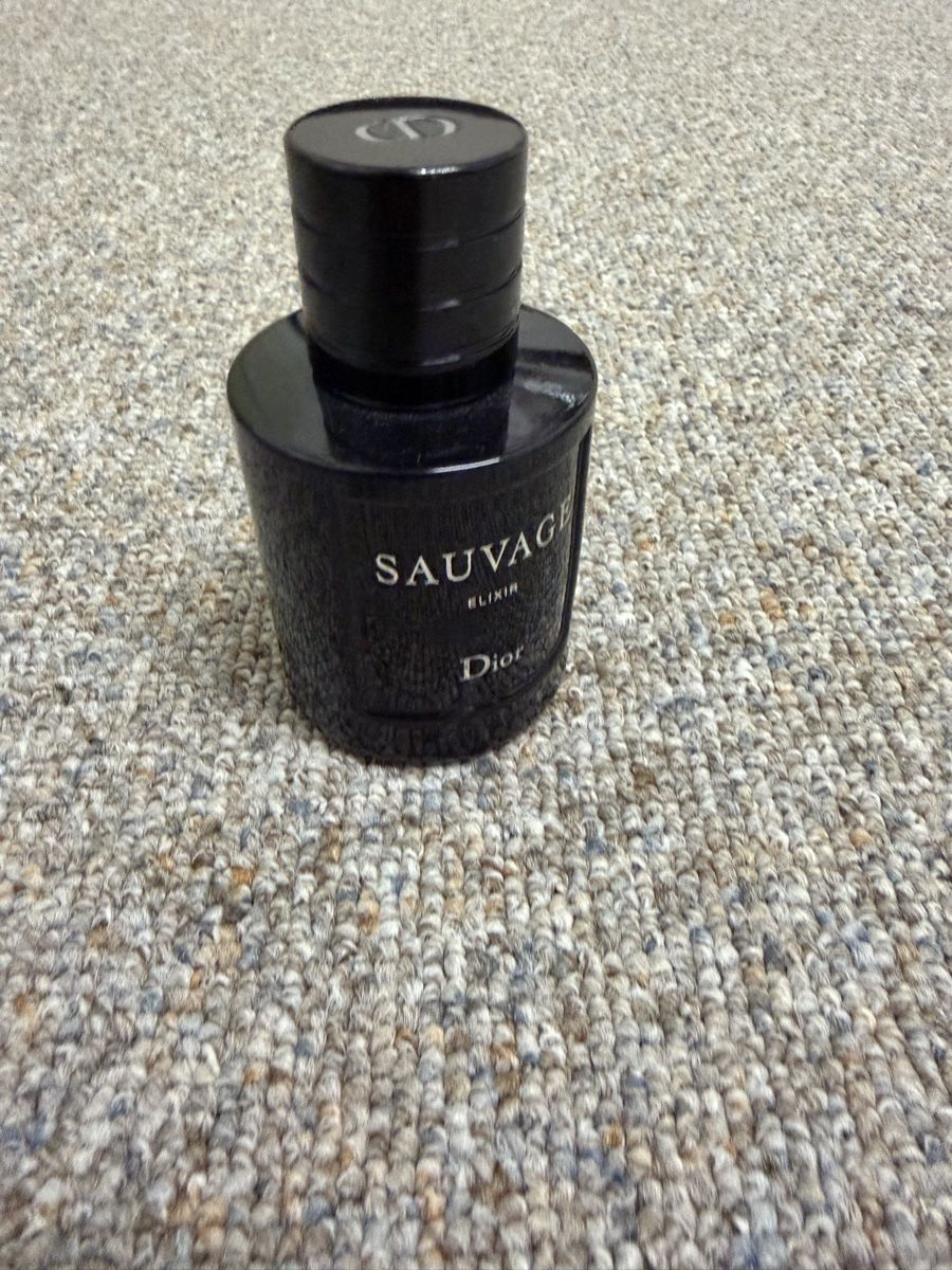 Dior Parfums & Eau de Toilette: Dior Sauvage Elixir 60ml – D'occasion à Teufen AR par Bruno1234 1