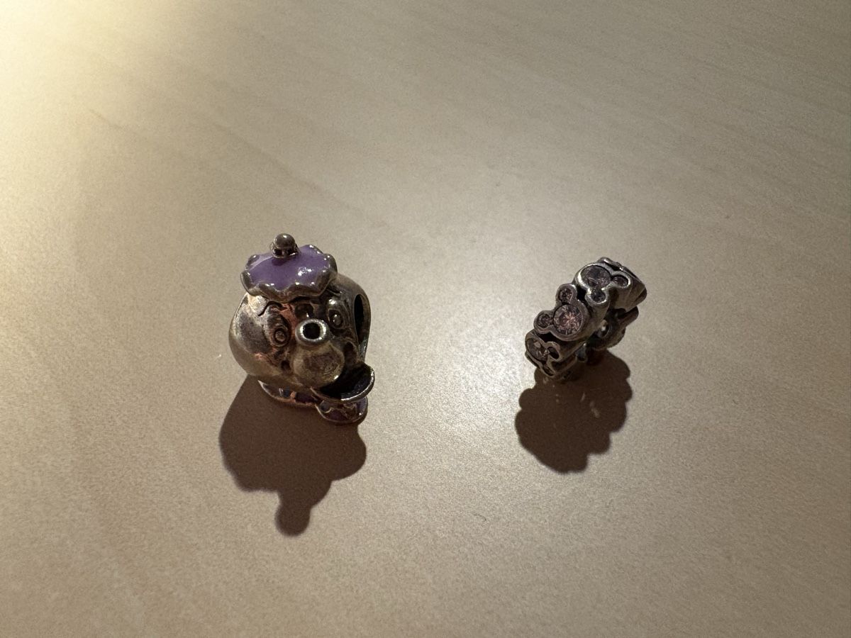 Pandora Ciondoli: Pandora Charm Disney original – Usato da Monts-de-Corsier venduto da mon_rp2m