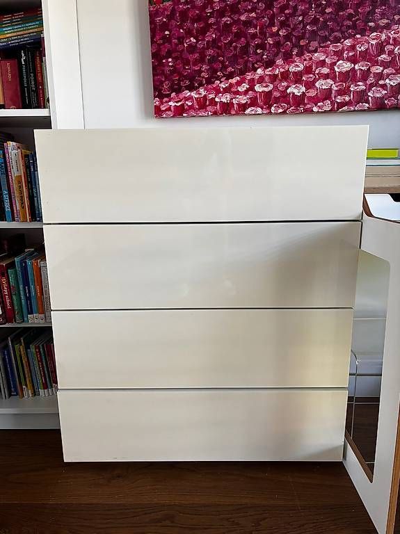Cassettiere: commode blanche – Usato da Pully venduto da sim_f85b