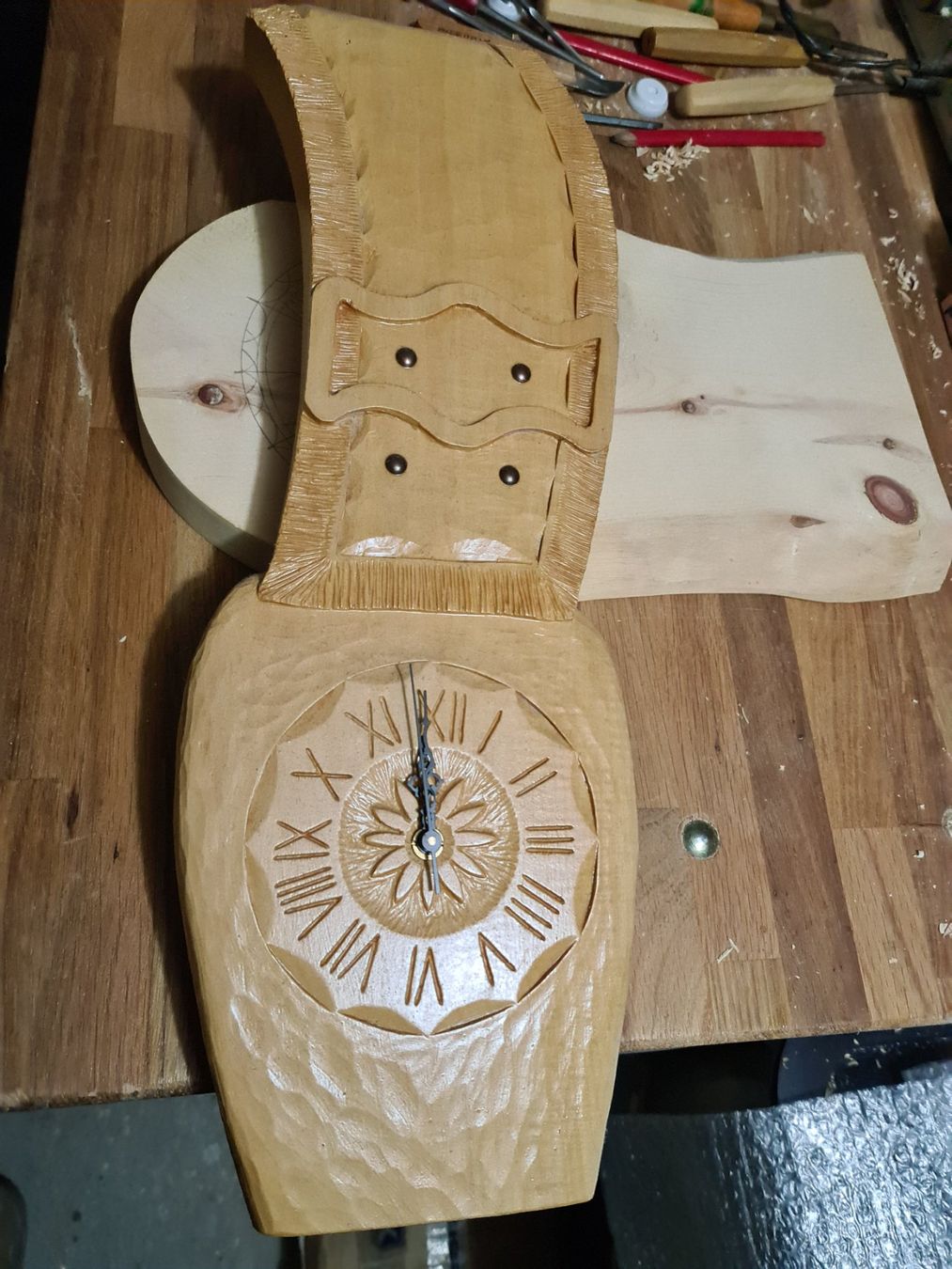Articoli in legno: Treicheluhr lindenholz – Usato da Siebnen venduto da Holzwork75