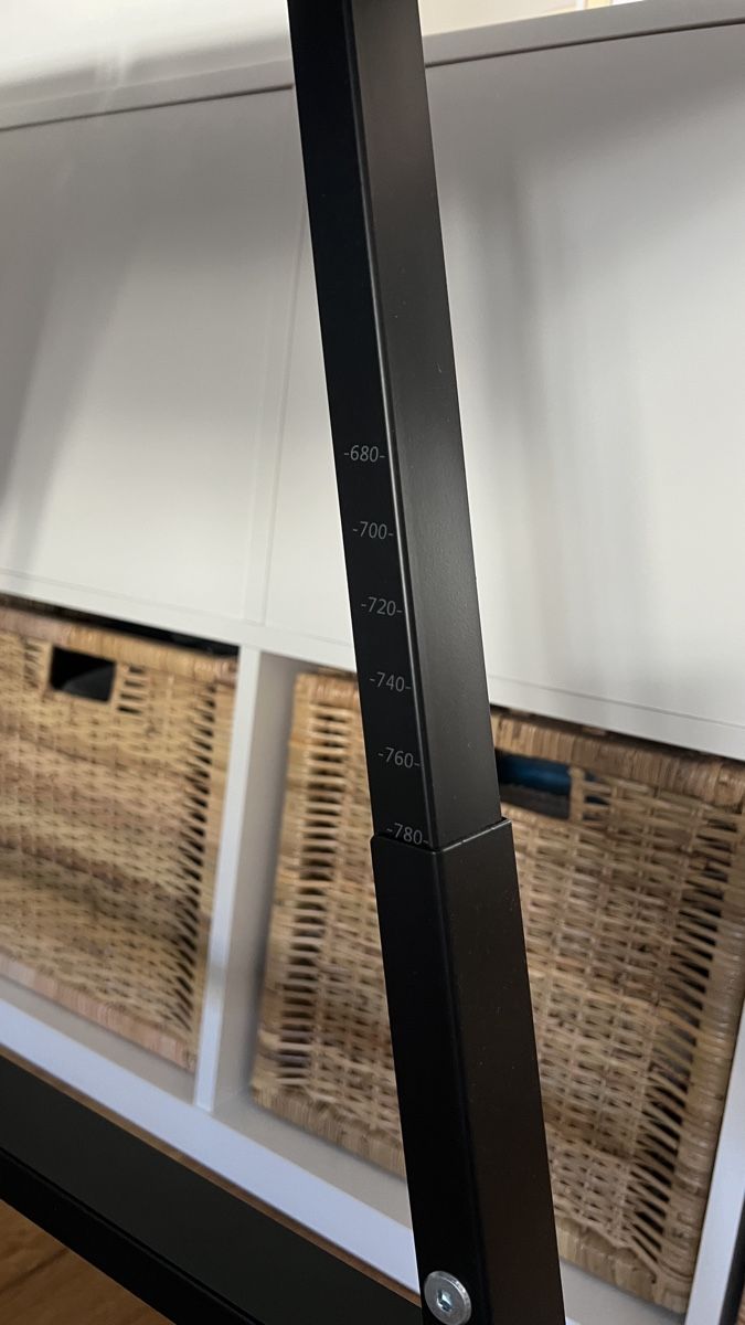Scrivanie: IKEA Utespelare desk – Nuovo (secondo la descrizione) da Dietikon venduto da atc_fxv9 5