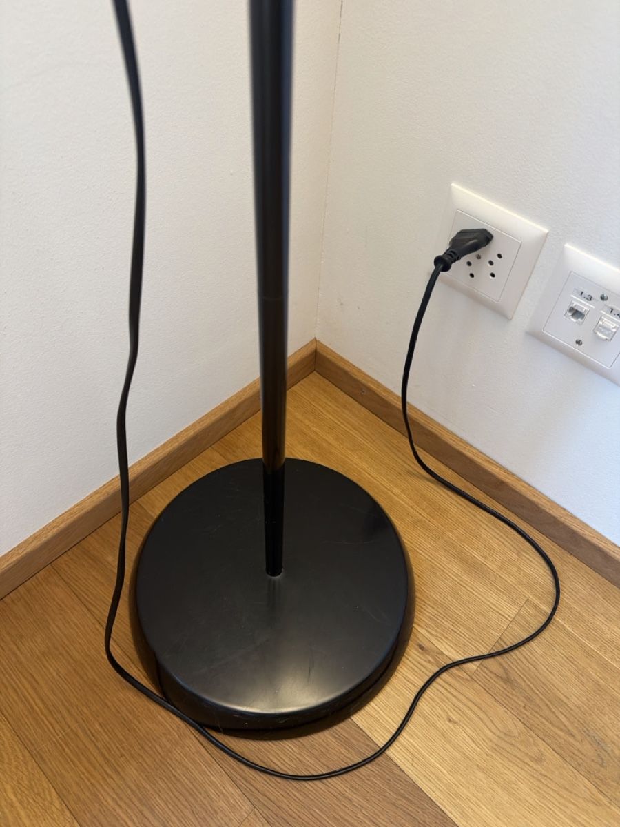 Ikea Lampade: Floor lamp – Nuovo (secondo la descrizione) da Hausen AG venduto da nik_9sg2 5